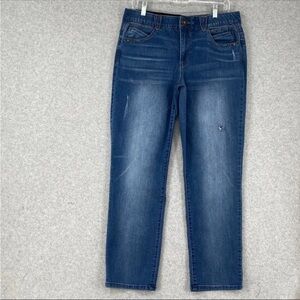 Democracy Jeans Womens 12
Blue AB Solution Distressed
Straight Mid Rise Med Wash
